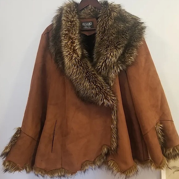 Novelti For Lindor Jackets & Blazers - NOVELTI LINDOR Vintage Faux Fur Trimmed Suede-Like Jacket